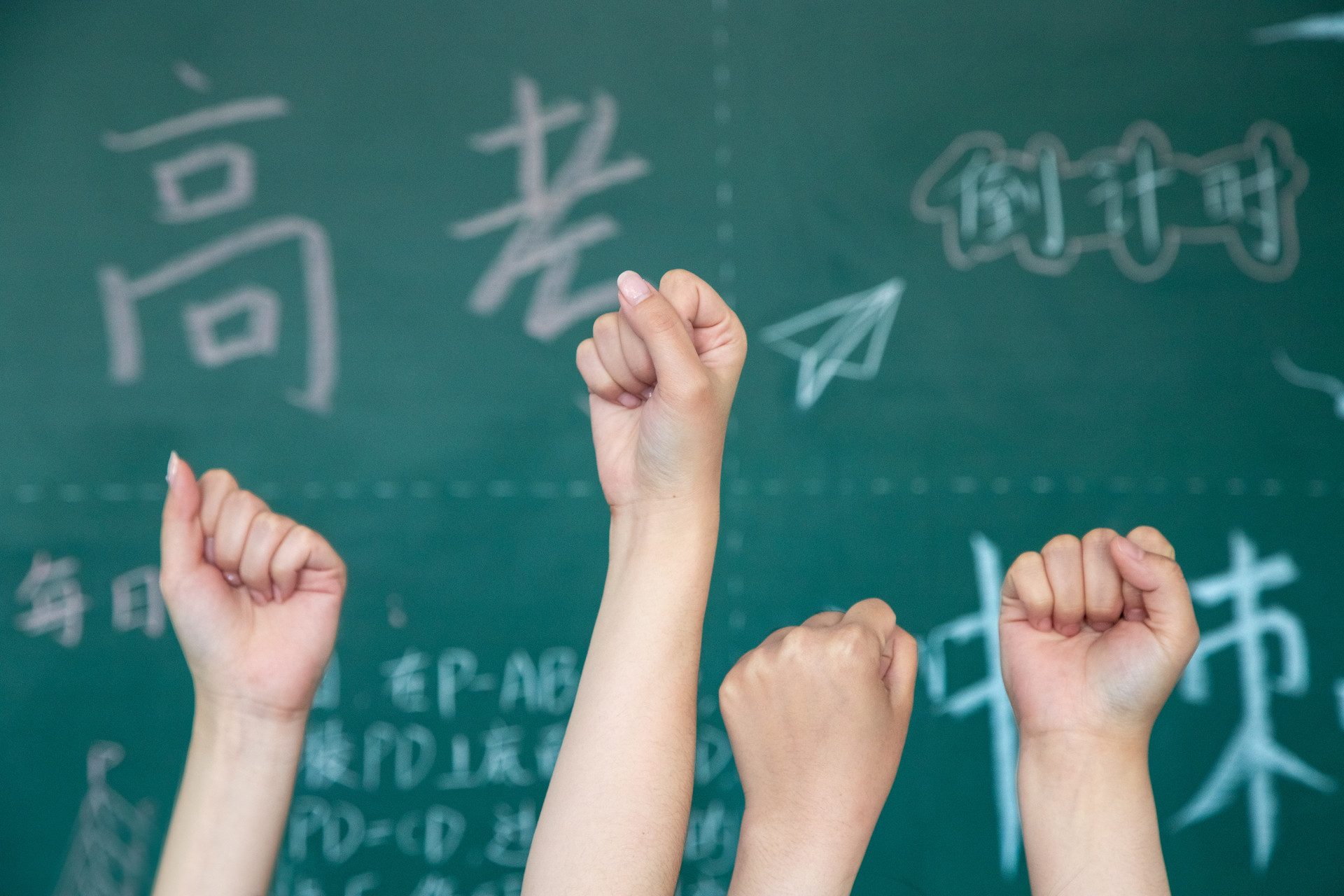 怎樣表揚(yáng)，才最能引導(dǎo)孩子成長？
